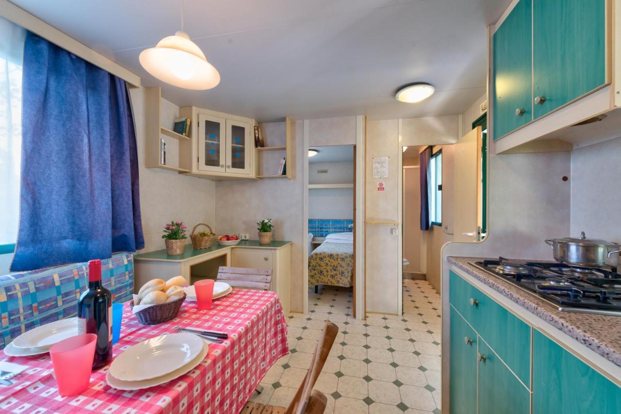Camping Village Mareblu Marina di Cecina Eksteriør billede