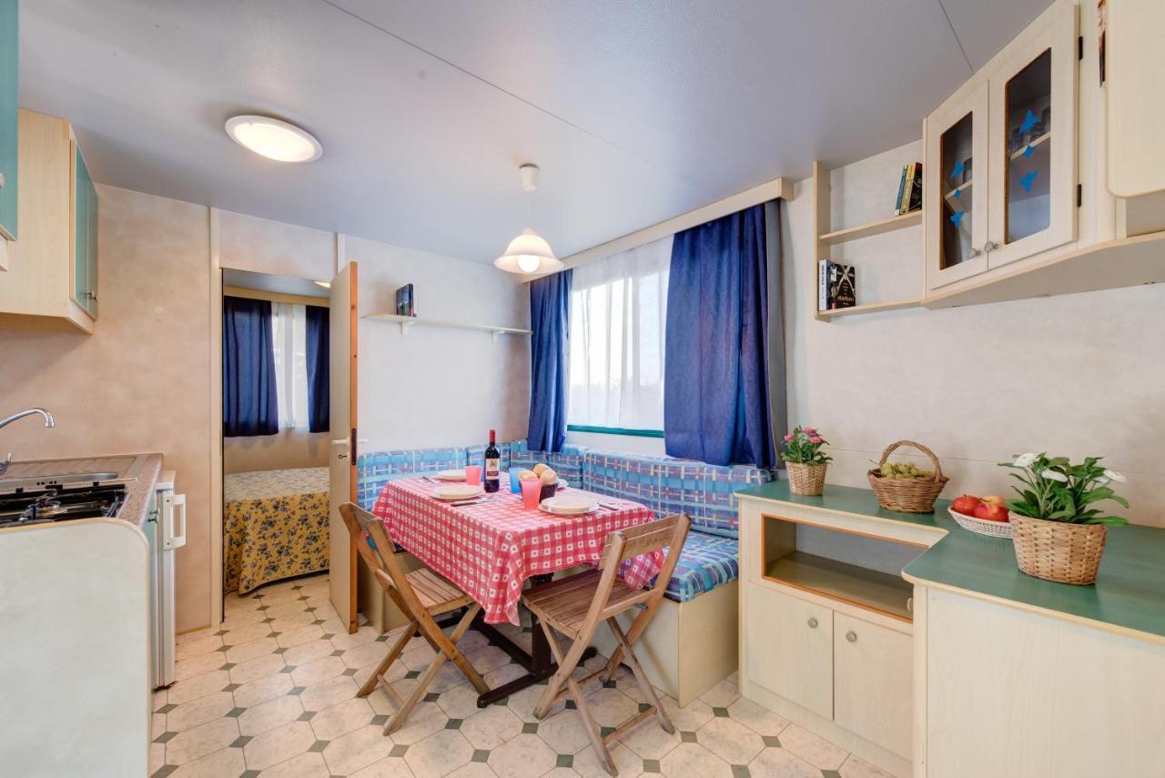 Camping Village Mareblu Marina di Cecina Eksteriør billede